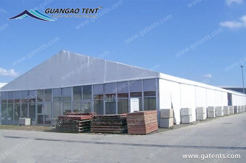 Tente d'entrepôt 12